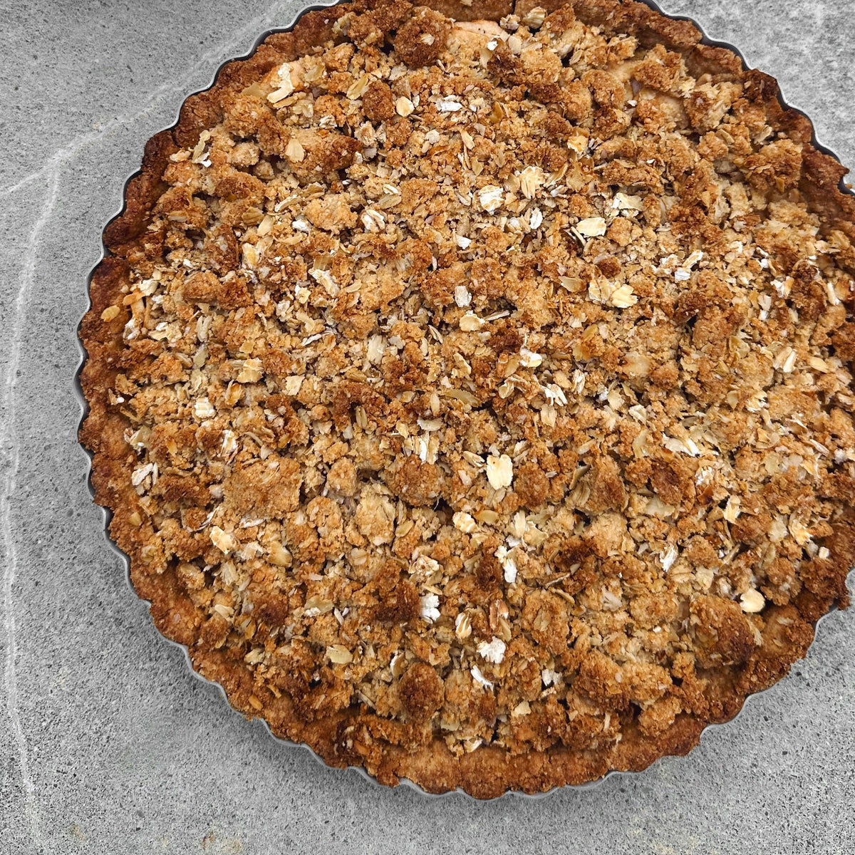 APPLE TART WITH VANILLA CUSTARD